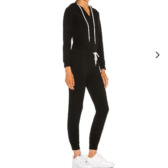 MONROW Revolve Supersoft Fleece Hooded Jumpsuit - Black - Size Small - Picture 2 of 16